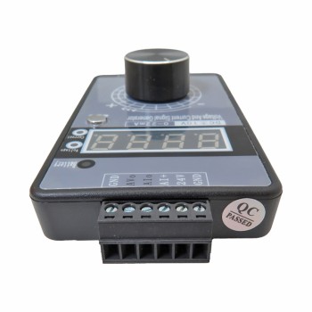 Voltage and current generator signal