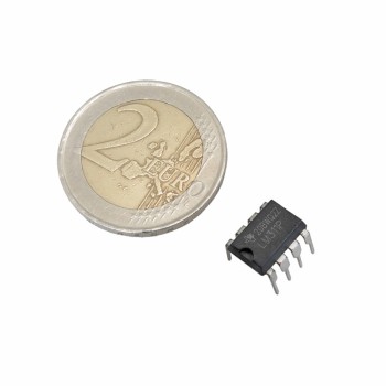 LM311P Op Amp IC