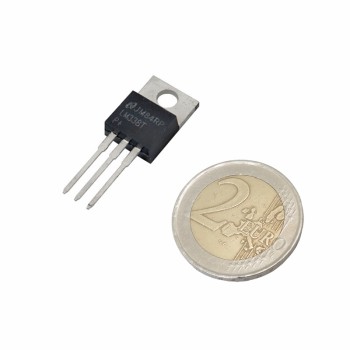 LM338 voltage regulator 220 package