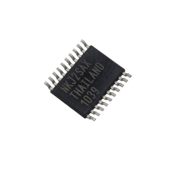 MAX3002 Voltage Level Translator IC