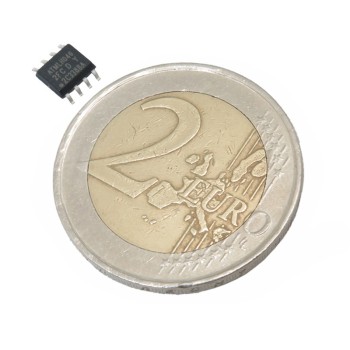 AT24C512 External EEPROM Memory IC 512K SOP8 Package