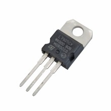 L7905CV IC Regulator T0-220 Package 