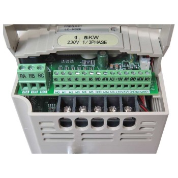 220V 1.5KW Inverter VFD-M Single-phase