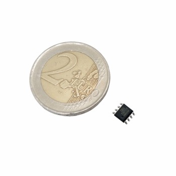 TM7711 Analog to Digital Converter IC SOP8 Package