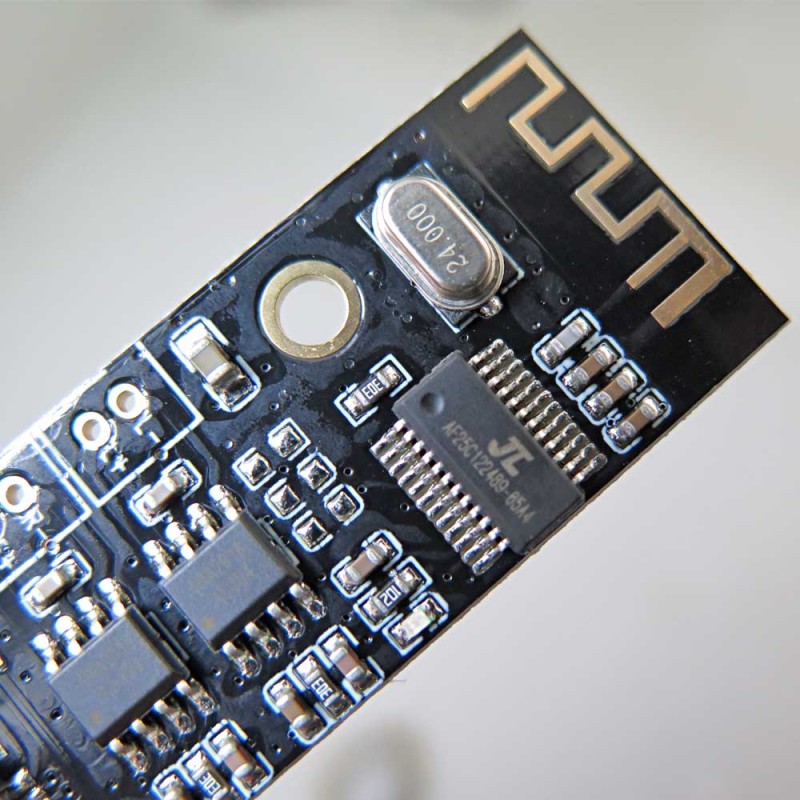 bluetooth module with built-in amplifier