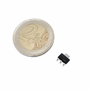 AMS1117 IC 2.5V Regulator SOT223 Package